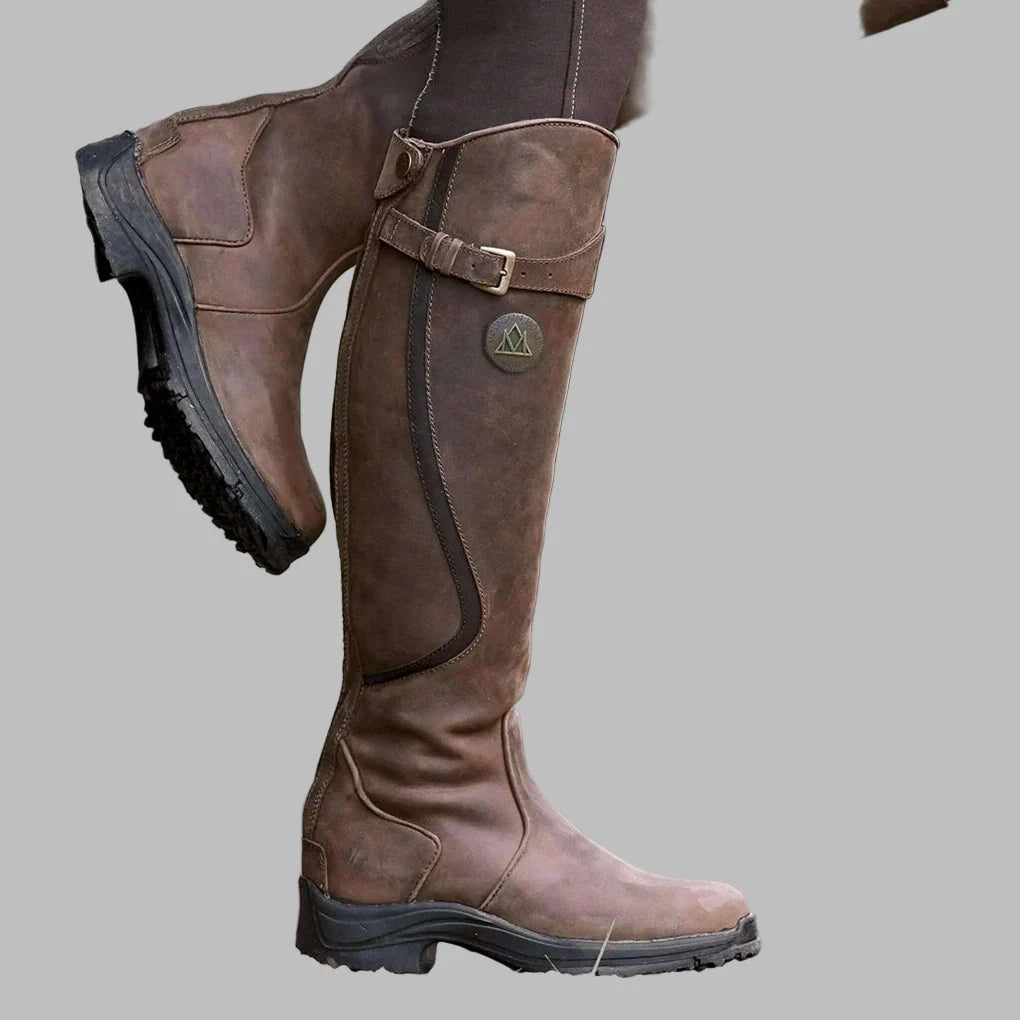 WOMEN'S FOOTWEAR